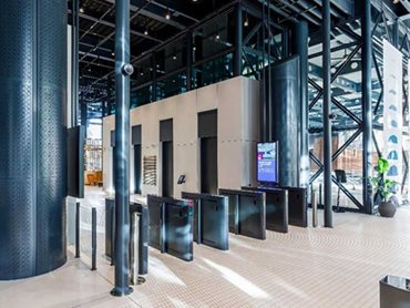 The Signature Series complements Boon Edam’s market-leading speed gate and architectural revolving door ranges