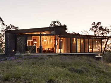 Robin Dods Award for Residential Architecture - Houses (New): Bellbird Retreat/ Australian Institute of Architects/ Architect: Steendijk