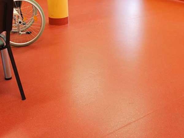 Altro Walkway installed at the Zatec nursing home
