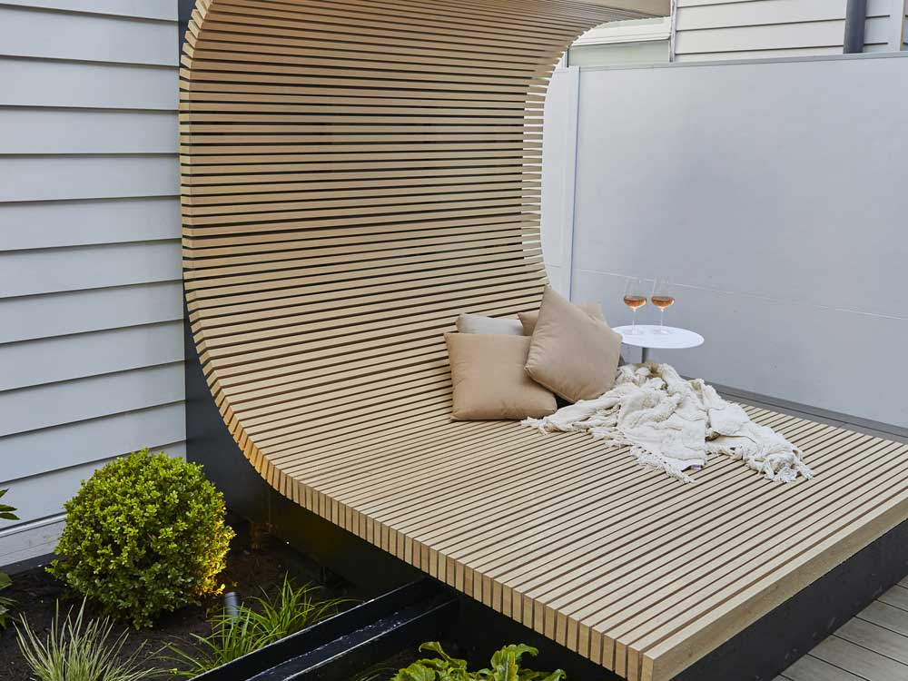 Timber 2024 daybed outdoor