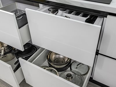 Nover Krome Drawer Dishes