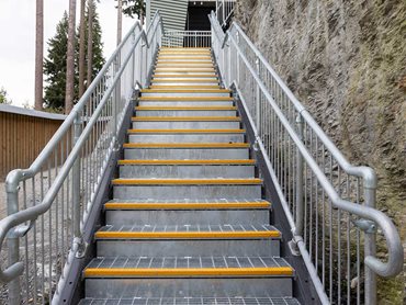 Conectabal balustrades were installed with Assistrail disability handrails