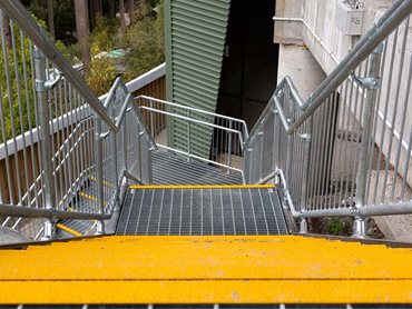 The balustrades were designed to integrate seismic sliding joints to ensure safety standards and meet NZBC compliance