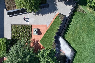 aerial view parkland black aluminium walkway framing