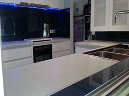 ​High-Heat Polymer Bonethane Splashbacks and Wall Panels