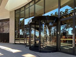 Tourniket: World's best-selling revolving door