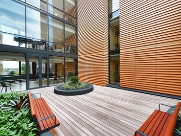 DecoDeck® aluminium cladding at Cabrini Hospital in Victoria. No painting or staining, and no rotting or warping.