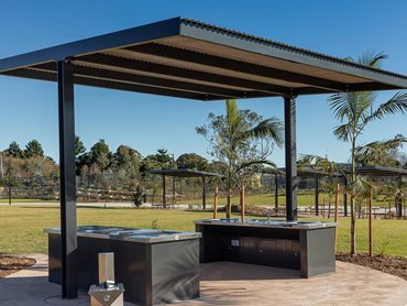 Contour commercial BBQs come equipped with a sink, ensuring easy cleanup after picnics