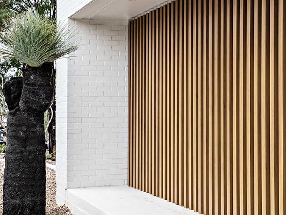 Timber Look Aluminium Battens Add Perfect Finishing Touch To Designer ...