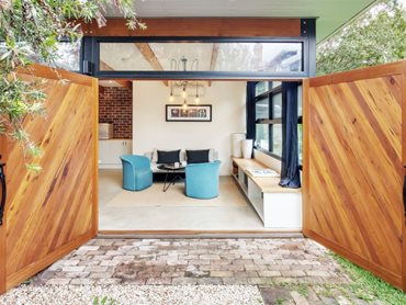 Architectural Window Systems Beyond The Metal Front Lawn