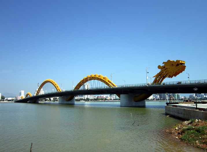 dragon bridge vietnam