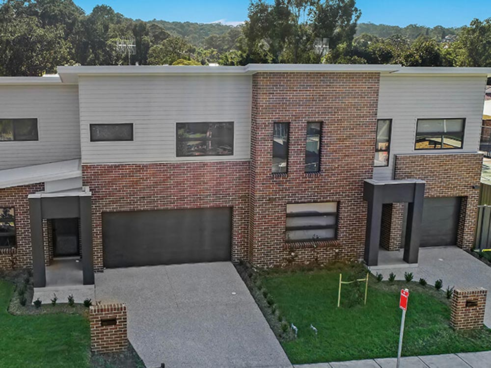 The Warners Bay townhouse featuring bricks from PGH's Metallic range