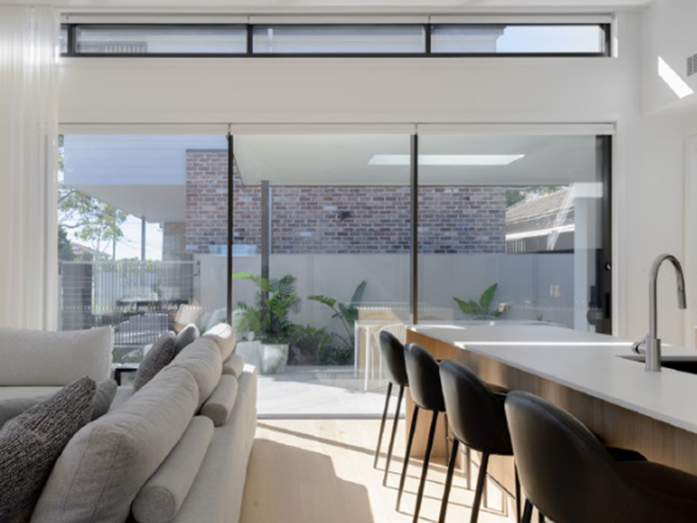 ComfortEDGE is an elegant, double-glazed solution for residential applications