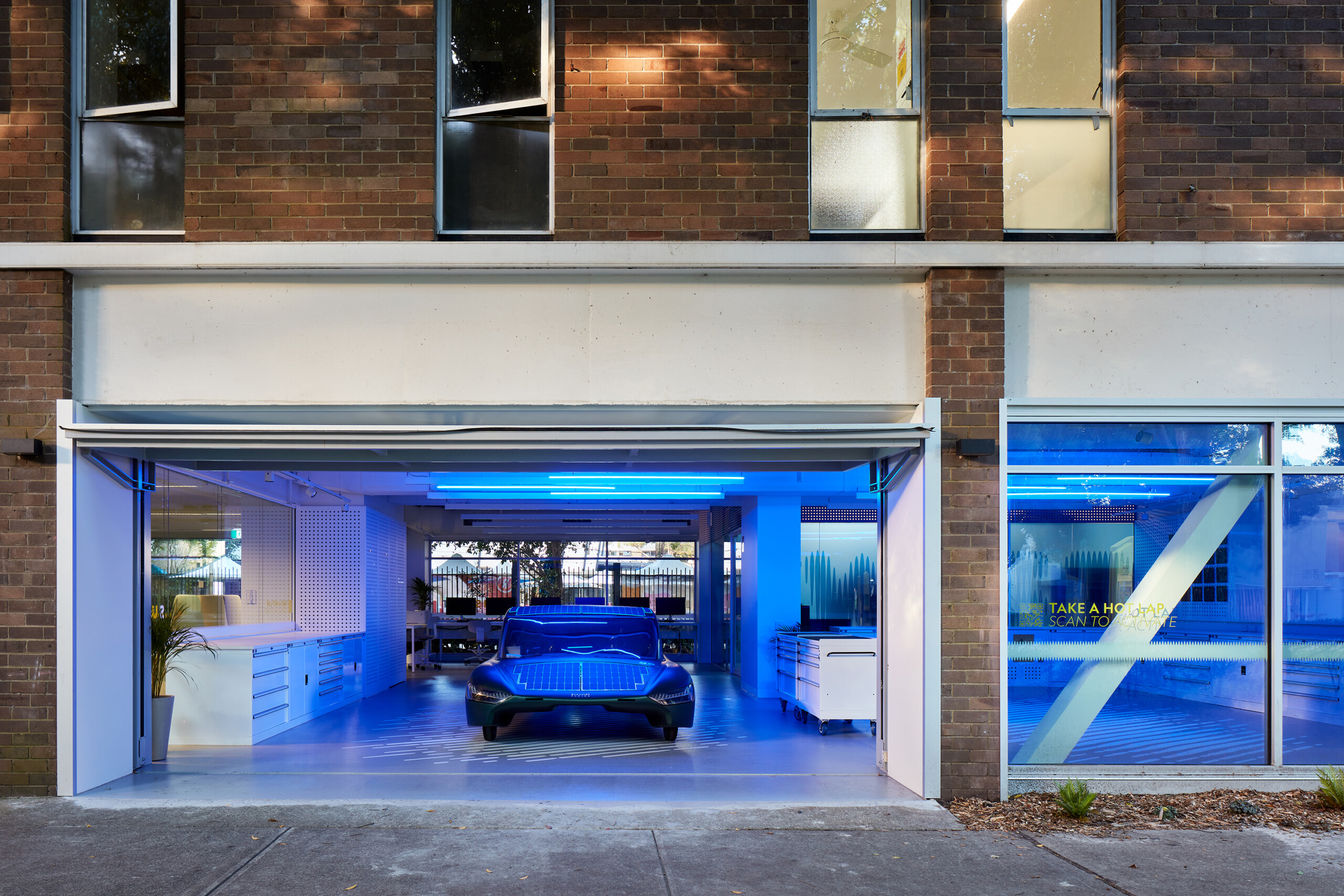 UNSW Sunswift Garage | DesignInc