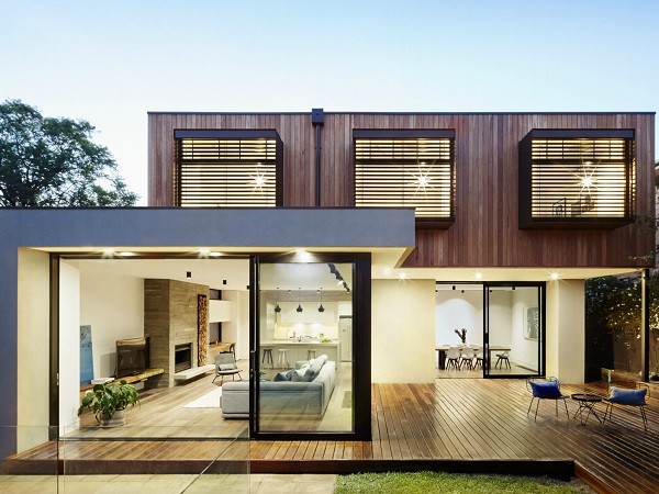 The Glen Iris home
