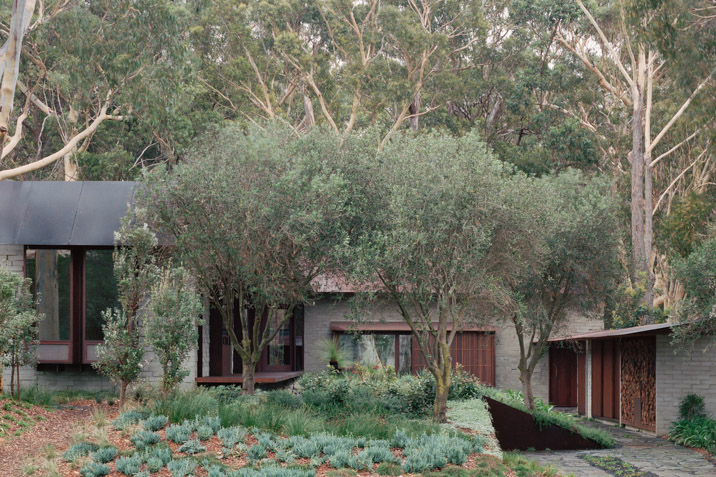 house at flat rock